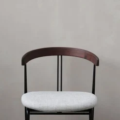 Violin spisestuestol valnøtt