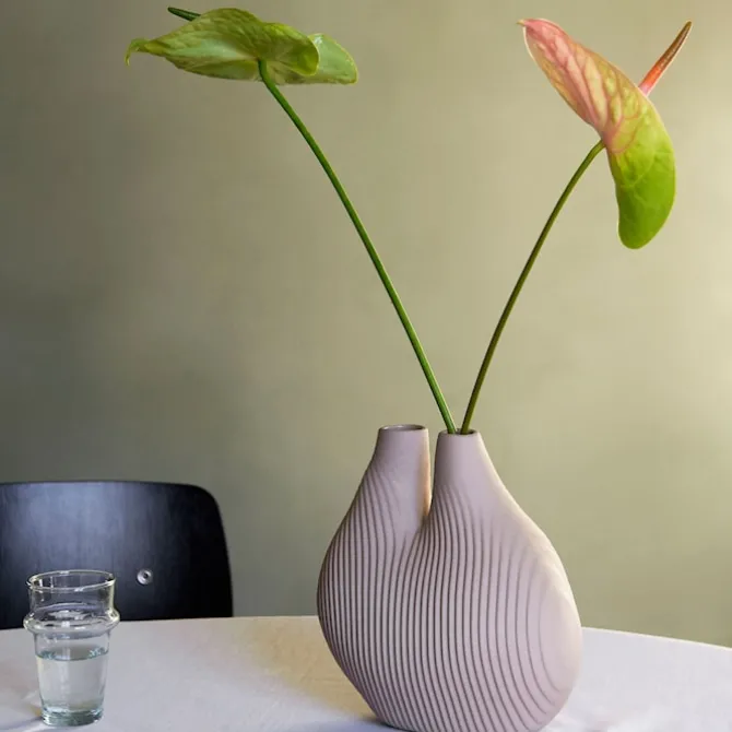 W&S Chamber vase