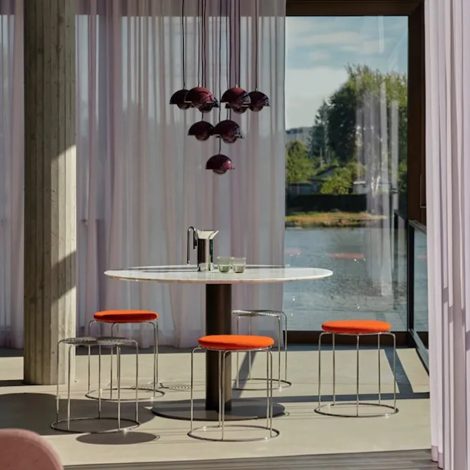 Wire Stool VP11