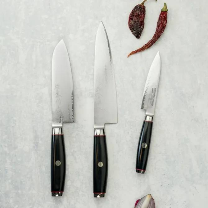 Yaxell Super Gou Ypsilon Santoku kniv 16,5 cm Inkl. Knivbeskytter