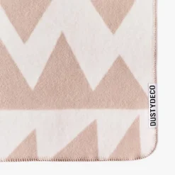 Zig Zag Throw Nautral Beige